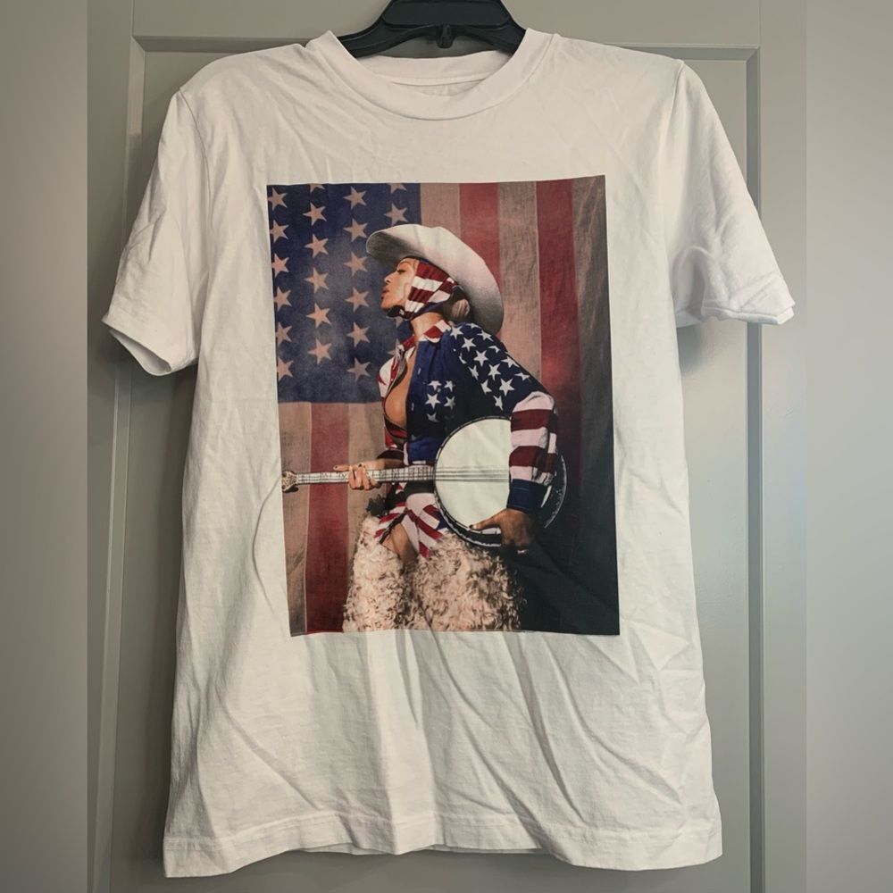 Beyonce Stars and Stripes T-Shirt White Medium Cowboy Carter Tour 100% Cotton